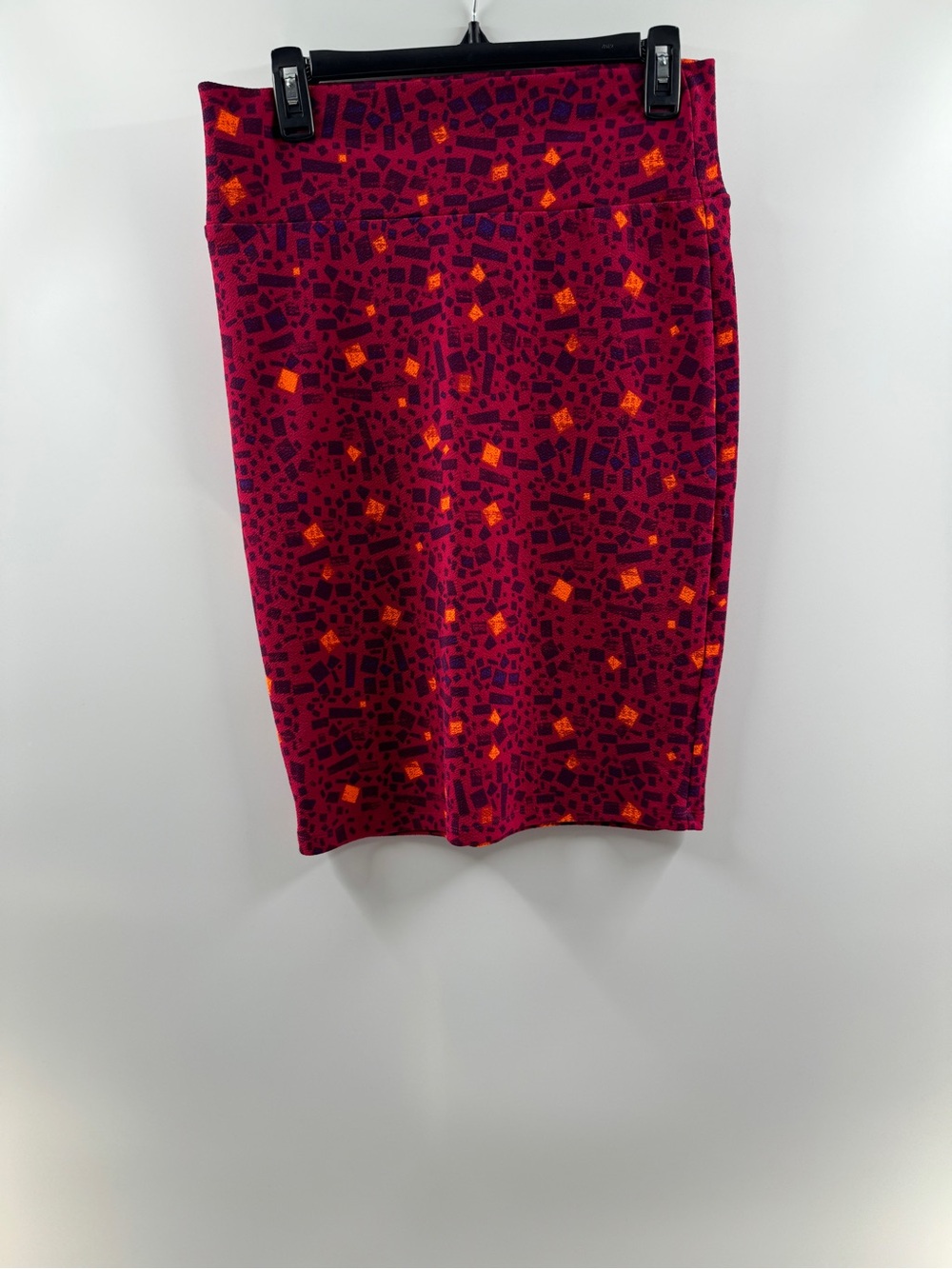 LuLaRoe Cassie Pink Geometric Pencil Skirt – Women's Medium NWOT